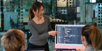 Balancing Technological Advancement with Social Responsibility: The Future of Academic and Practical Focus