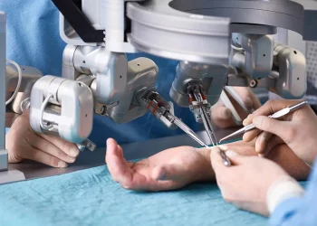 Robots in Surgery: Enhancing Precision, Stability, and Treatment Outcomes