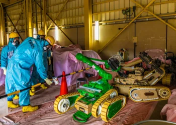 How Robots Handle High-Radiation Materials and Perform Environmental Cleanup at Sites like Fukushima
