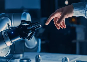Future Robots Will Collaborate More with Humans Rather Than Replacing Jobs