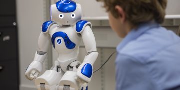 Personalized Learning Robots and Smart Educational Tools Will Provide Customized Learning Experiences