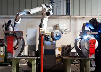 The Expanding Role of Robots in Manufacturing: Advancements, Applications, and Future Prospects