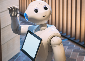 The Expanding Role of Robots in the Service Industry: From Customer Service to Personalized Healthcare